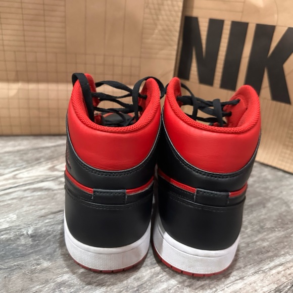 Jordan 1 reverse bred - Picture 3 of 5